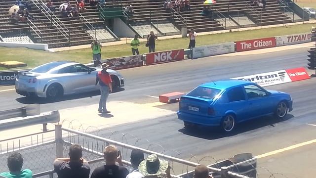 Nismo Mania 3: Nissan GTR Vs Opel Kadett 