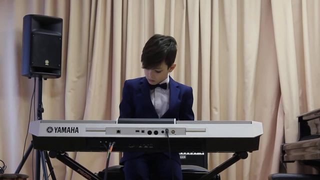 В Смирнов Полька для Бетти исп Белобородов Кирилл смотреть онлайн