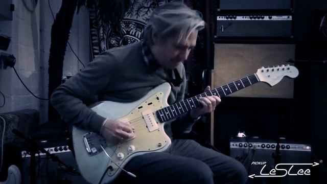 Tobias Hoffmann - Jazzmaster® with built-in Pickup LesLee® # 1 смотреть онлайн