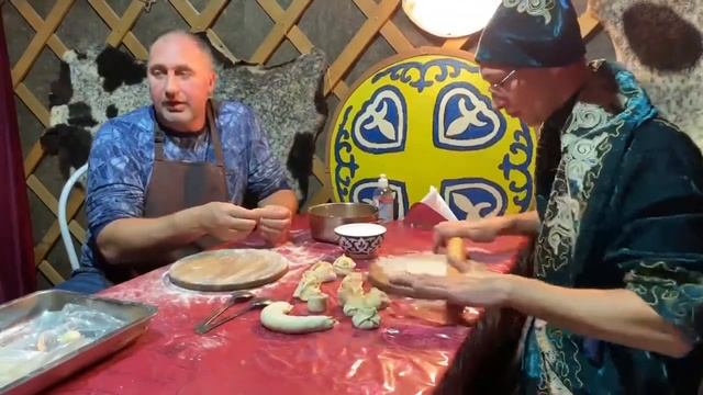 Мастер-класс по мантам в Джайляу. Ответы на вопросы и фишки приготовления мантов