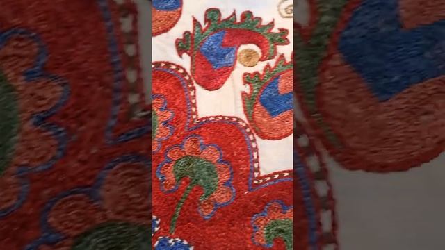 Качество ручной вышивки крючком на примере бухарского сюзане смотреть онлайн
