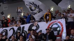 музыка во время паузы(хоккей)