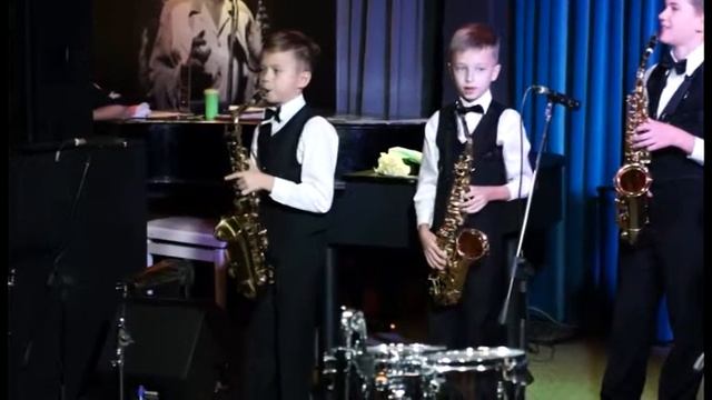 ЮНИДЖАЗ младший состав. "У дороги чибис" смотреть онлайн