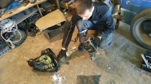 Как правильно собрать передние стойки на Шевроле Лачети