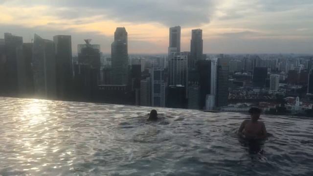 Марина Бэй ! Сингапур ! Challenge! Как попасть в Марину Бэй без денег !!! смотреть онлайн