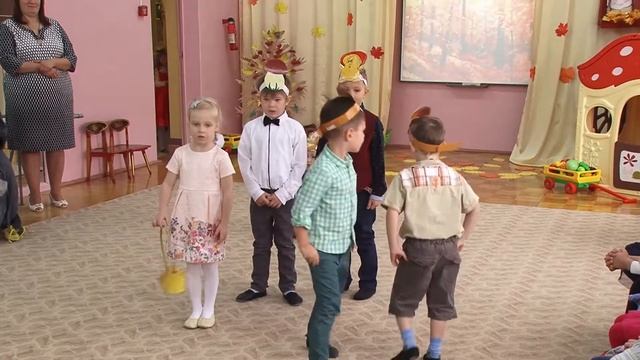 Осенний утренник в детском садике "Стриж", Смоленск 2017год смотреть онлайн