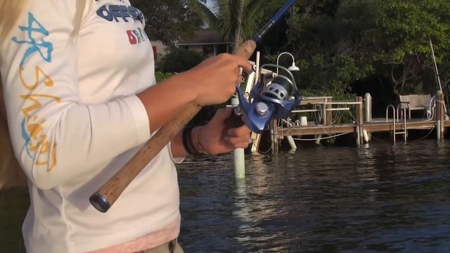 Fishing HOW TO: Vudu Shrimp & using a Popping Cork with Artificial Lures смотреть онлайн