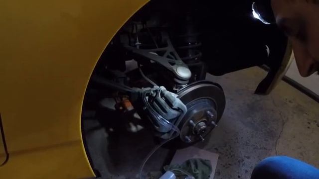 How to replace your brake fluid смотреть онлайн