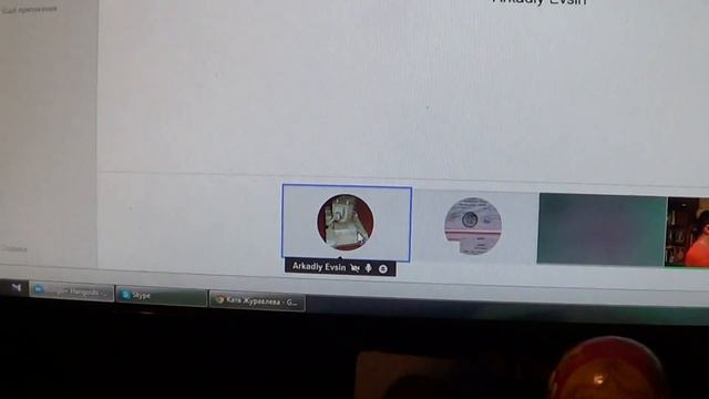 Семейный обед, после установки памятника Петру Старухину 5.10.2013 смотреть онлайн