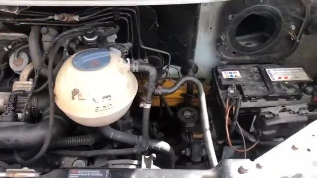 2001 Volkswagen Transporter 2.5 TDi Camper Van смотреть онлайн