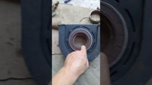 Ставим подвесной от большого грузовика хово,на кардан от Валдая