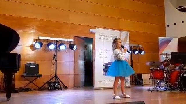 "Ой, у лузі червона калина " KSENIA KYRYLCHUK. Musik &HARMONY (profesora Liudmyla) смотреть онлайн