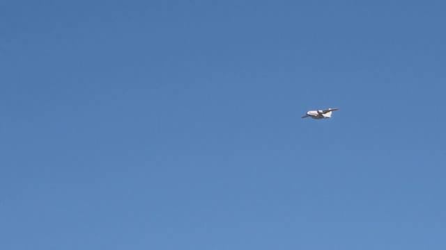 XC-2(Ил-312ЧС) сброс грузов - тест RCmodel 1:25 смотреть онлайн