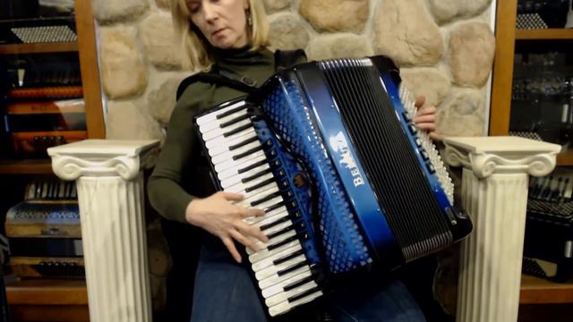 2875 - Blue Shadow Beltuna Euro IV Piano Accordion LMMM 41 120 $3999 смотреть онлайн