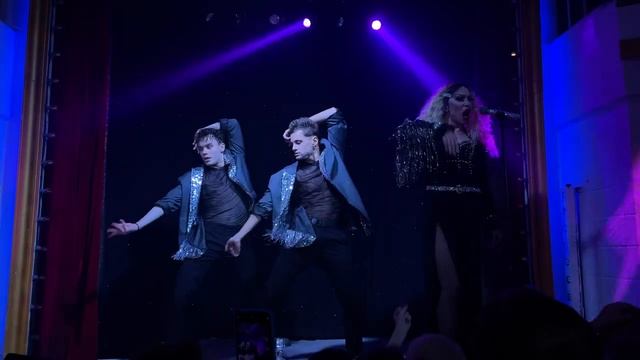 Рокси Харт - «Инстадрама» (Центральная станция, 2021) смотреть онлайн