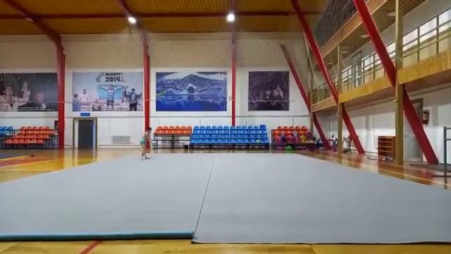 Оралбек Инкар Гимнастика мяч смотреть онлайн