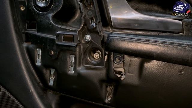 Maserati Quattroporte Door Panel Removal | MrCarMAN