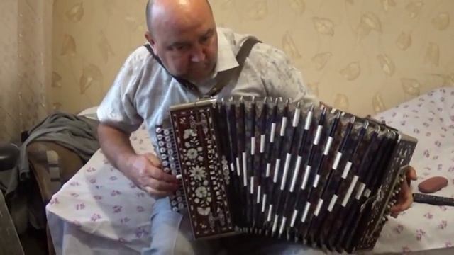 Играет на гармони Игорь Ефремов. Липецк. смотреть онлайн