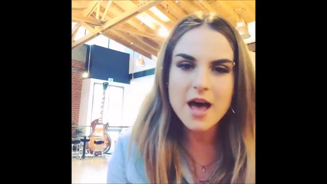JoJo singing Save My Soul (Playing Piano) смотреть онлайн