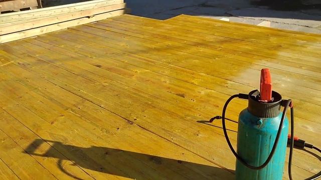 Обработка бруса антисептиком под теплицу.