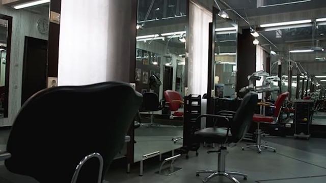 Салон красоты: Палитра смотреть онлайн