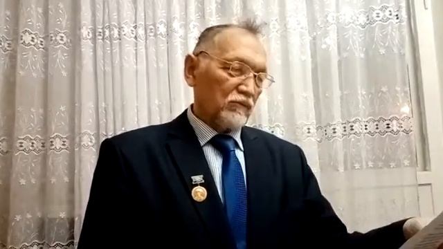 Видеочеллендж к 190-летию Акмуллы. Фанис Янышев смотреть онлайн