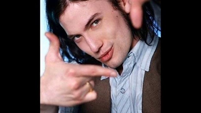 Jackson Rathbone - Juanes - Tengo La Camisa Negra смотреть онлайн