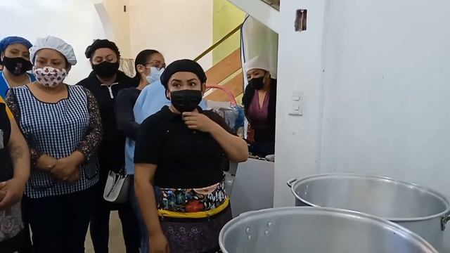 Taller de elaboración de tacos de canasta смотреть онлайн