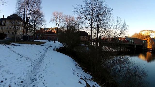 Flying around Trondheim trying to improve my flight technique (P2V/RotorPixel gimbal) смотреть онлайн