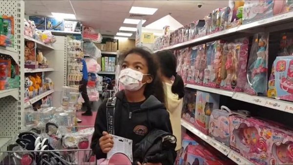 DIZENGOFF-Shopping Mall Center Tel Aviv Israel-Buying Winter Clothes