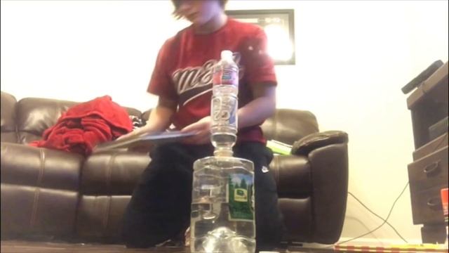 Marker and Water Bottle Flip Trick Shots (Featuring That's Impossible!!!) смотреть онлайн