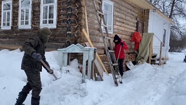 Защищаем дом прадеда от воды. Новый помощник в деревне смотреть онлайн