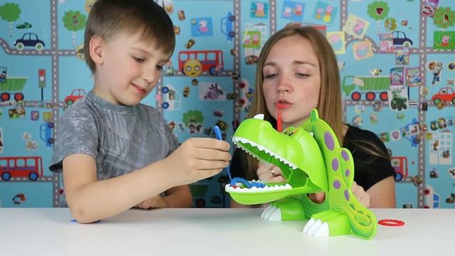 Играем  в DINO DINNER/Дино Динер