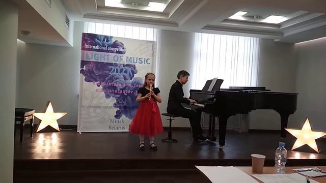 Головий Иоанна, Блокфлейта. П.Чайковский "Шарманщик поет", В.Моцарт "Ария" из оперы "Дон-Жуан" смотреть онлайн