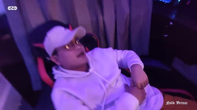 Nald Vernaz - Calf Love ( Who you - G-Dragon Filipino version) смотреть онлайн