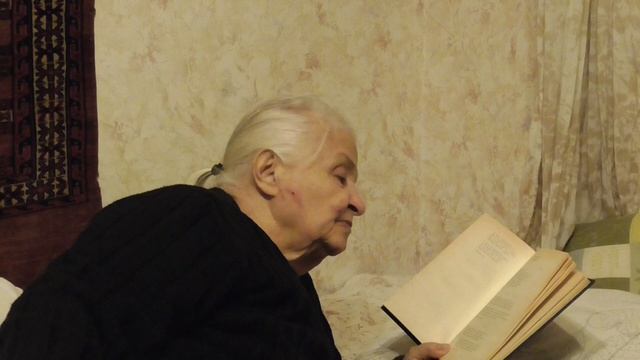 Лия Давтян читает стихотворение А. Блока "Так океан меняет цвет..." смотреть онлайн