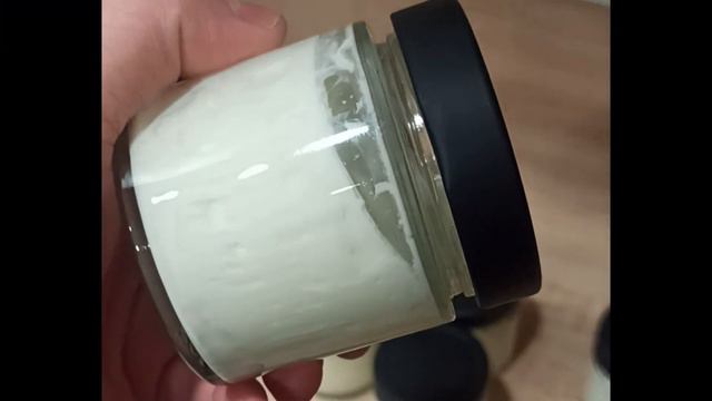 Простой рецепт ДОМАШНЕЙ РЯЖЕНКИ. Готовим из двух разных заквасок. Какой Будет Результат? смотреть онлайн