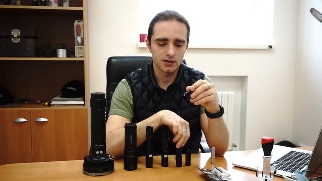 Наключник Fenix UC02, обзор и сравнение размеров фонарей Феникс