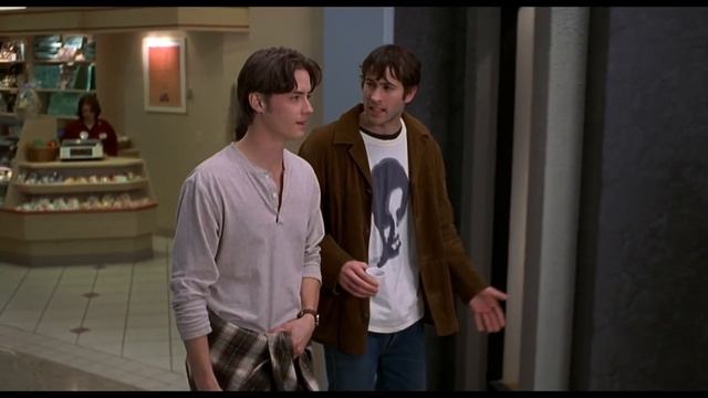 Mallrats | Brodie Introduces TS to Jay & Silent Bob смотреть онлайн