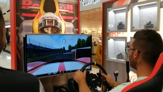 Fbrand e Simulatore GT Rally con Tag Heuer e Fabiani Gioiellerie a OrioCenter смотреть онлайн