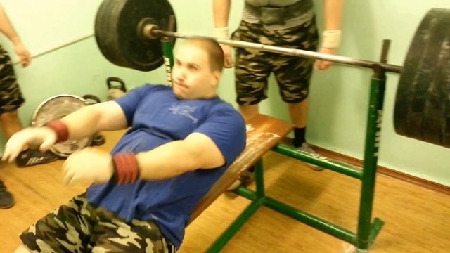 Жим лёжа 195 кг. смотреть онлайн