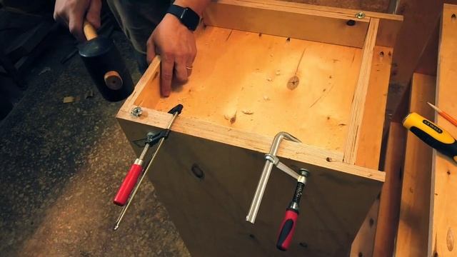 Рабочий стол для торцевой пилы. Miter Saw Station Cabinets. Bosch GDL 12 GCM