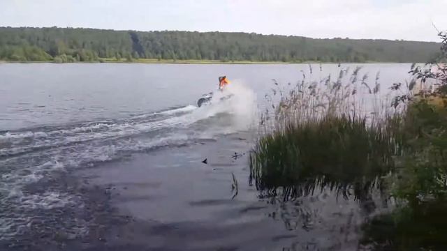 Ямаха 9.9 ( не раздушен) Лодка Ривьера 3200 смотреть онлайн