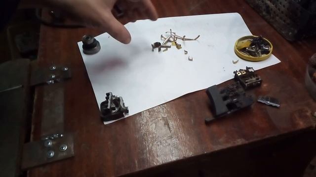 Медь в электродрелях. Разберем ,посмотрим сколько её там. смотреть онлайн