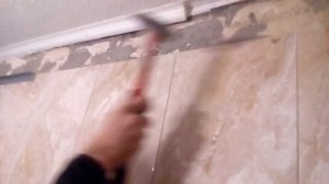 Как, к плитке прикрепить профиль.