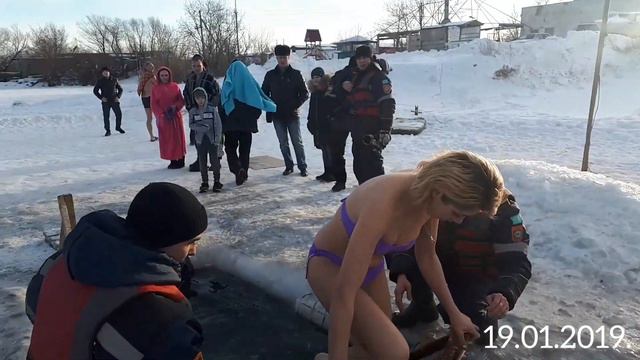 КРЕЩЕНИЕ 19 ЯНВАРЯ 2019 смотреть онлайн