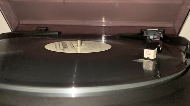 Duke Ellington (Второй концерт ДЮКА ЭЛЛИНГТОНА и его оркестра) Сторона 1 смотреть онлайн