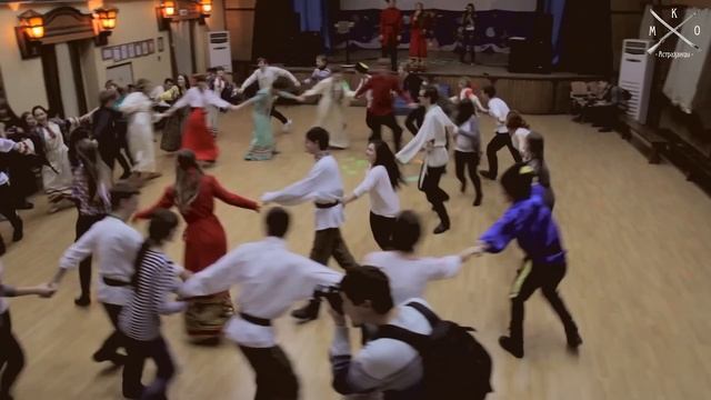 Кому чаю, кому плясу, а кому беседу! Вечерка МКО "Астраханцы" смотреть онлайн