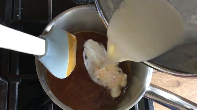 БАНАНОВАЯ КАРАМЕЛЬ ВСЕГО из 3 х ингредиентов! смотреть онлайн