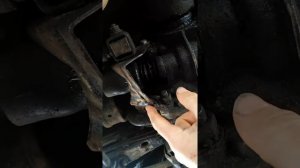 Вибрация ручки кпп ваз2111